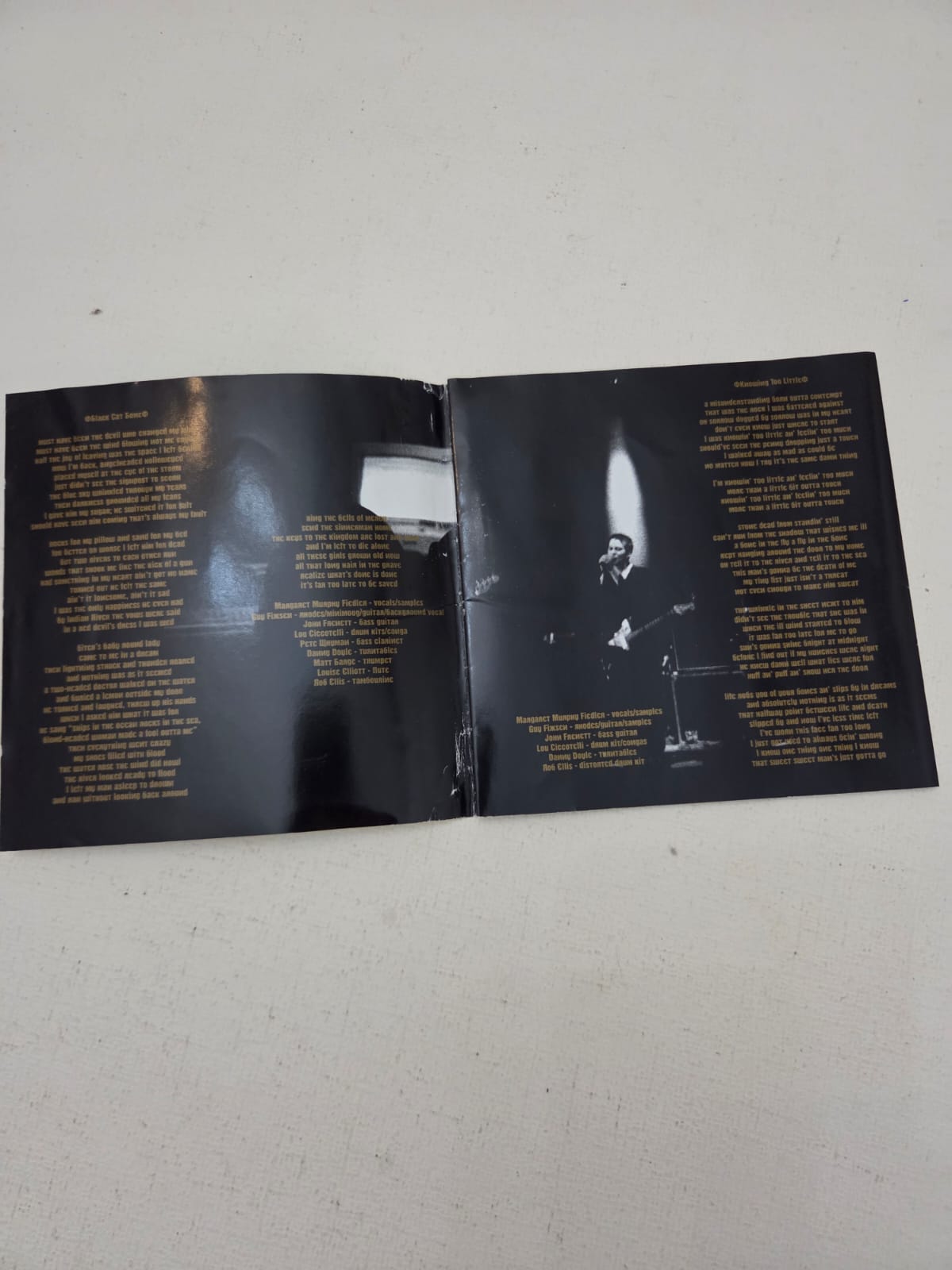 CD Laika – Good Looking Blues (Álbum Original 2000) - Edición España / Europa