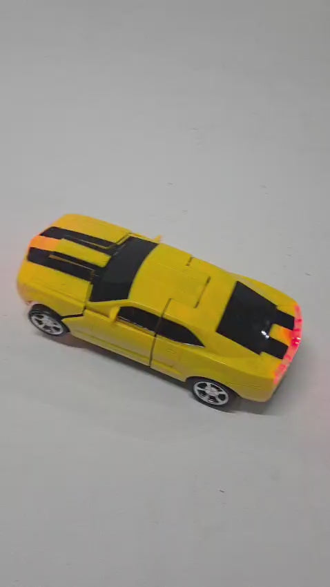 Auto Transformer Eléctrico con Luz LED y Sonido – Auto de Carreras Convertible en Robot