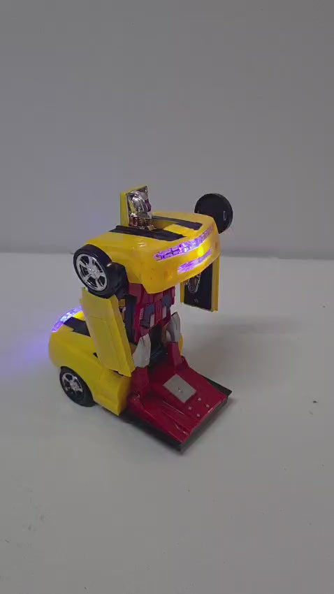 Auto Transformer Eléctrico con Luz LED y Sonido – Auto de Carreras Convertible en Robot