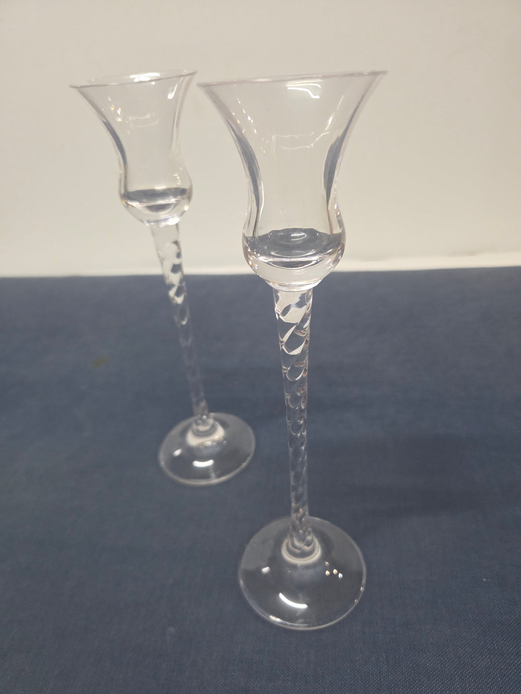 Pareja de Candelabros de Cristal Austríaco Vienna Cezanne