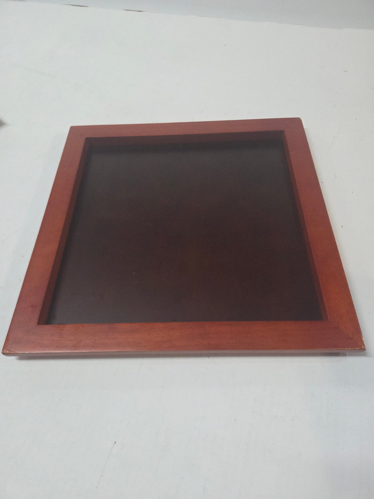 Tablero de Ajedrez con Marco de Madera Elegante