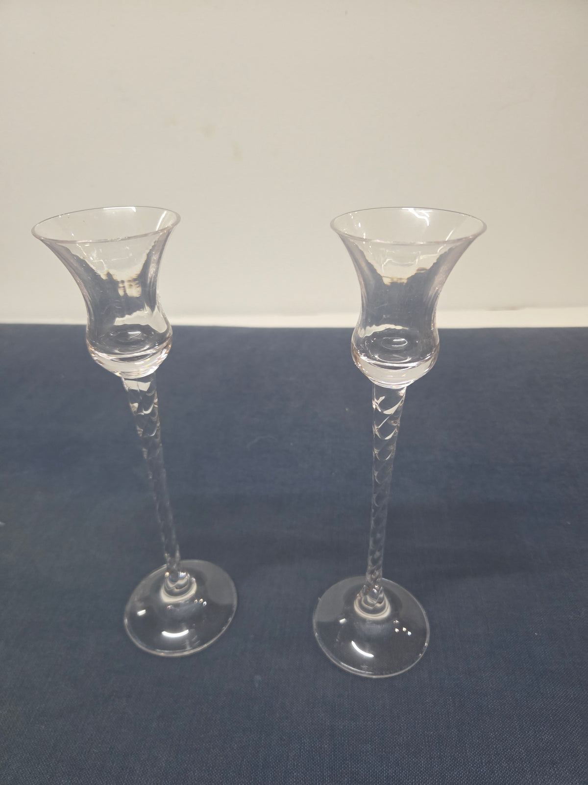Pareja de Candelabros de Cristal Austríaco Vienna Cezanne