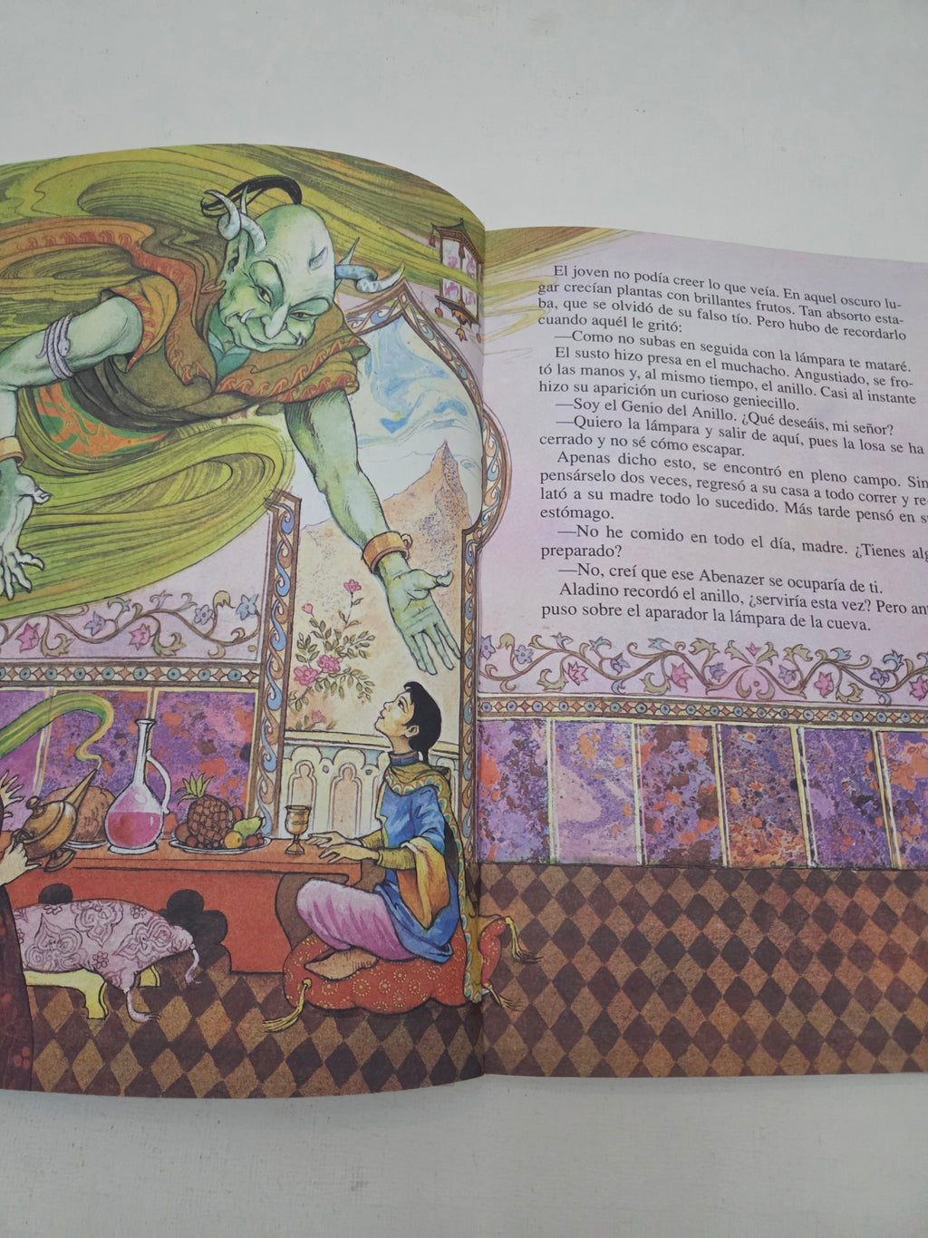 Libro Infantil: Mi Tesoro de Cuentos Clásicos - Ilustrado por John Patience