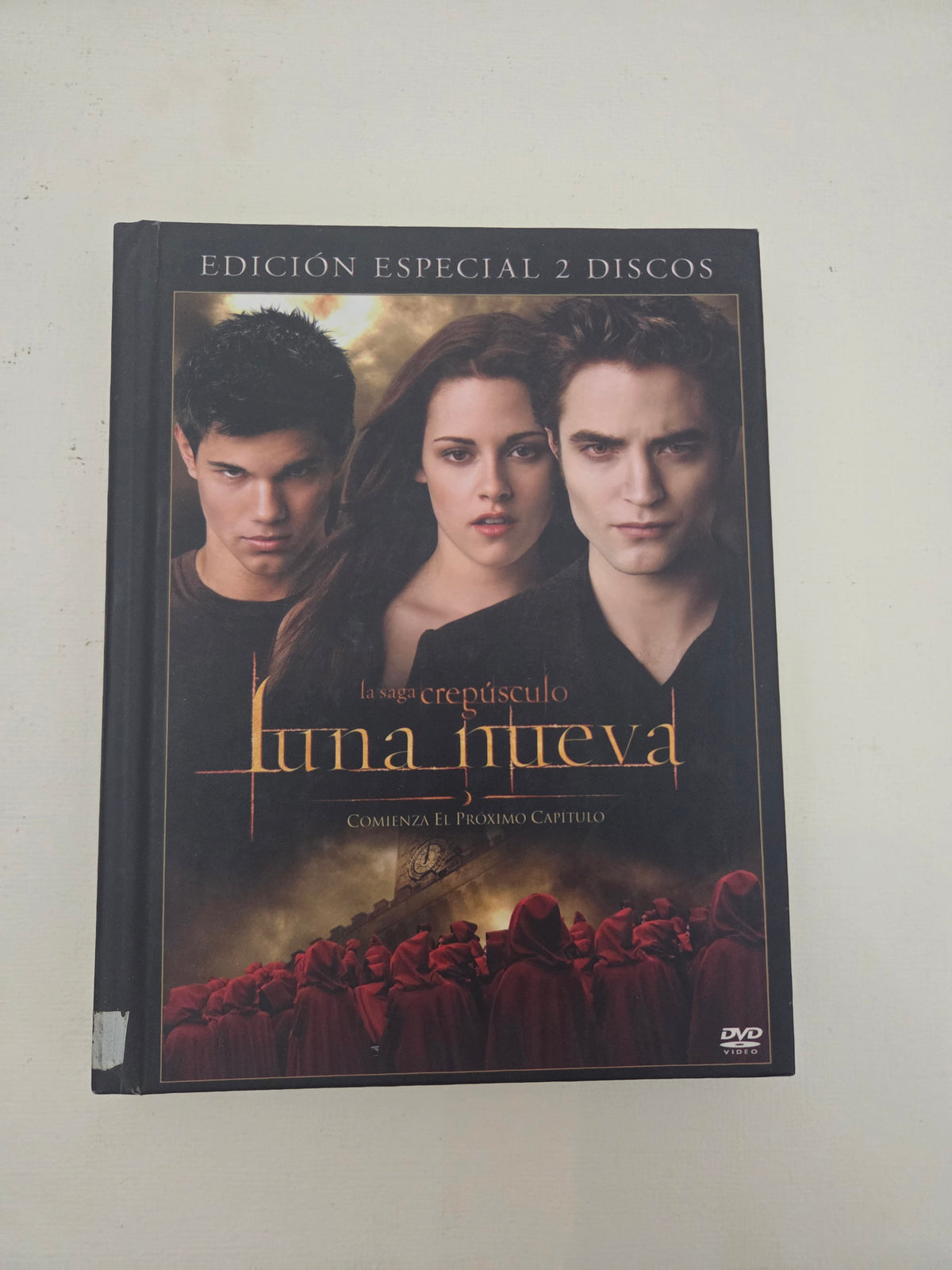 La Saga Crepúsculo: Luna Nueva – Edición Especial 2 Discos (DVD + Libro / Digibook)