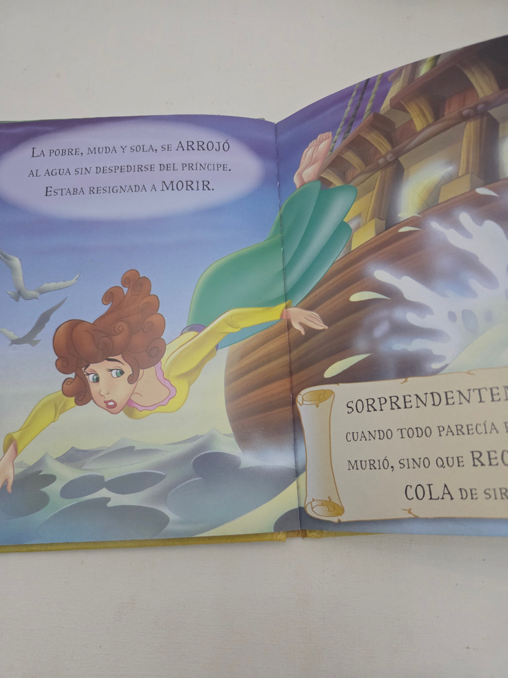 Libro Infantil Cuentos Maravillosos: La Sirenita / Los Tres Cerditos