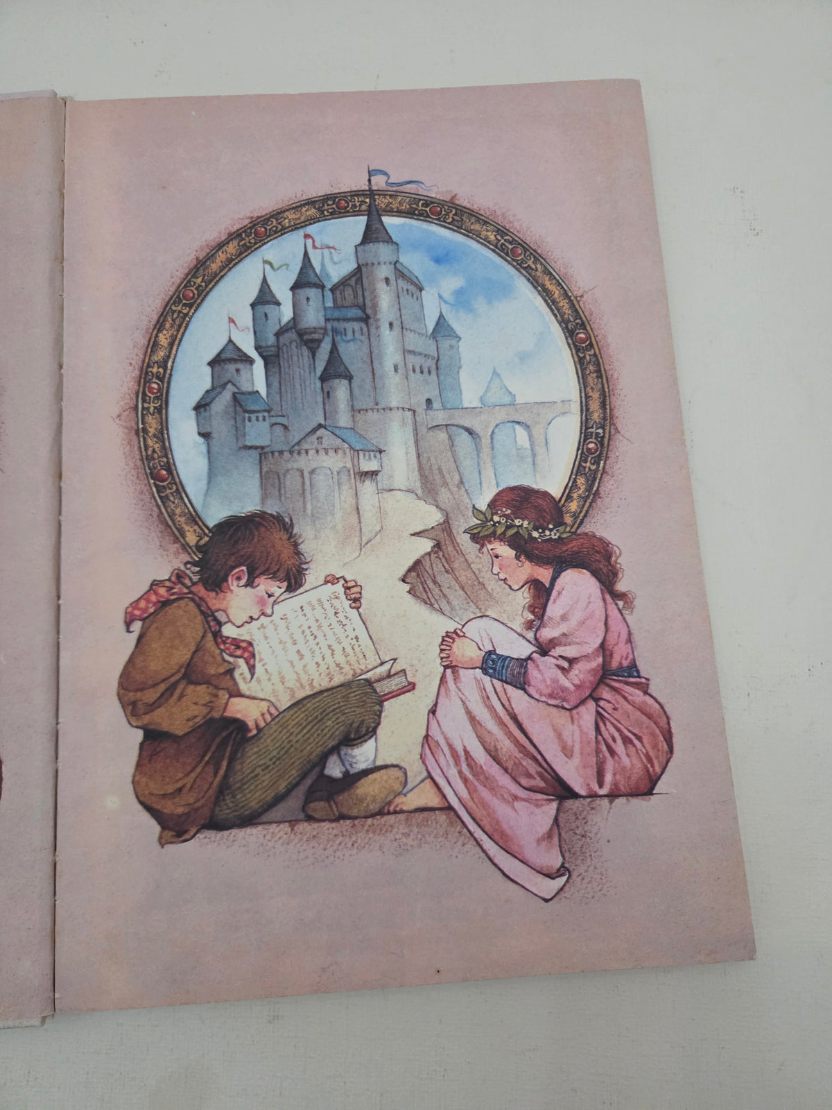 Libro Infantil: Mi Tesoro de Cuentos Clásicos - Ilustrado por John Patience